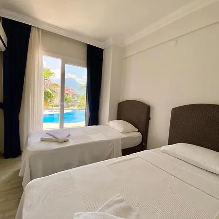 דירה Korfez Life