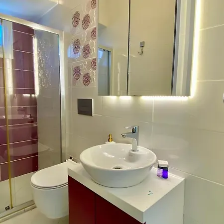 דירה Korfez Life *