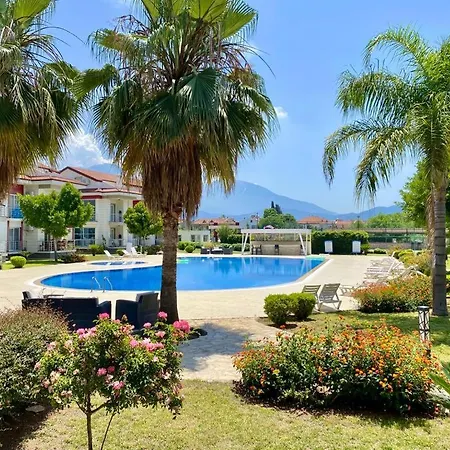 Apartament Korfez Life *