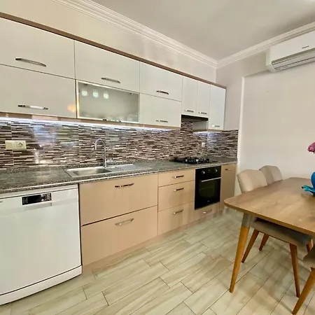 Korfez Life Apartament *