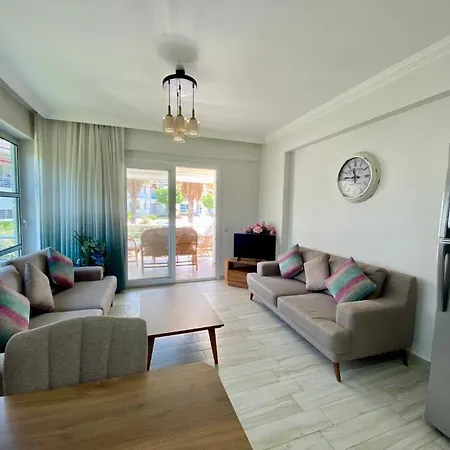 Apartament Korfez Life *